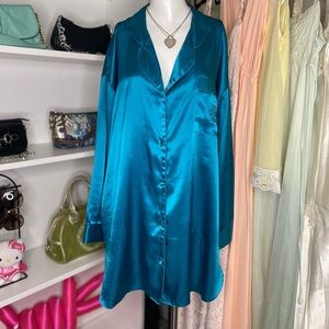vintage blue satin nightgown